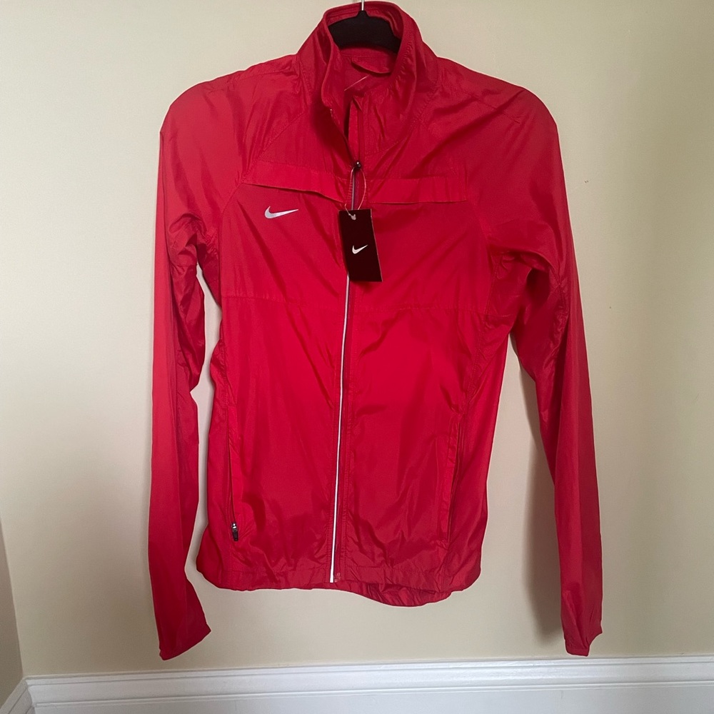 NWT Nike windbreaker